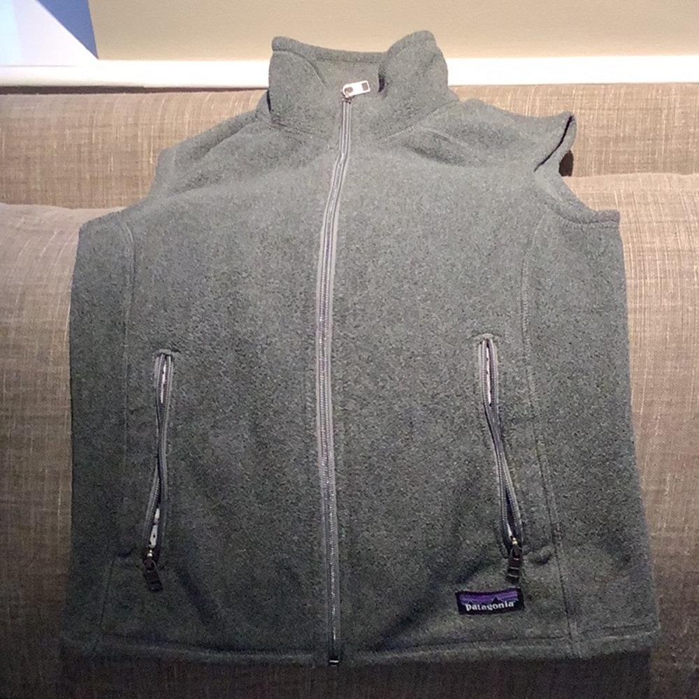 Patagonia Women’s Grey synchilla vest
